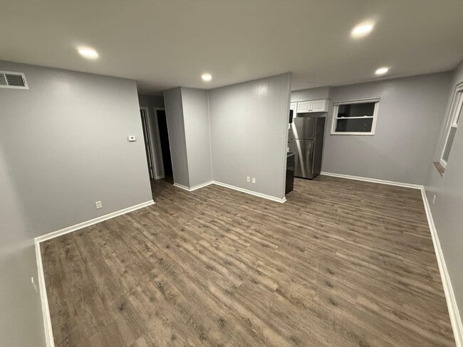 Photo - Freedom Way Apartment