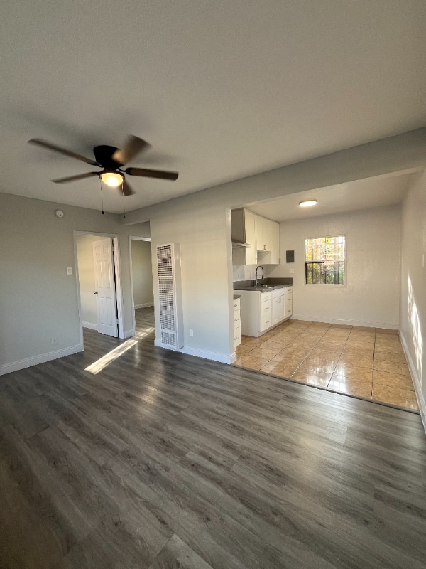 Building Photo - 1338 57th St