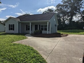 Building Photo - 48 Zachary Dr