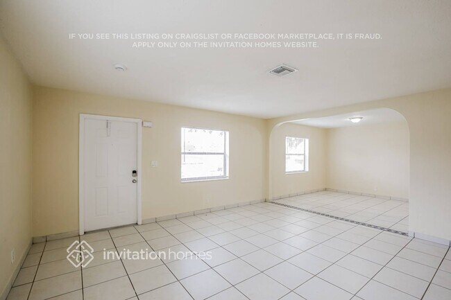 Foto del edificio - 7440 Johnson St