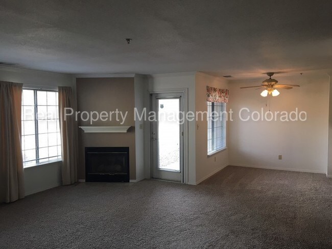 Building Photo - 2137 Denton Grv