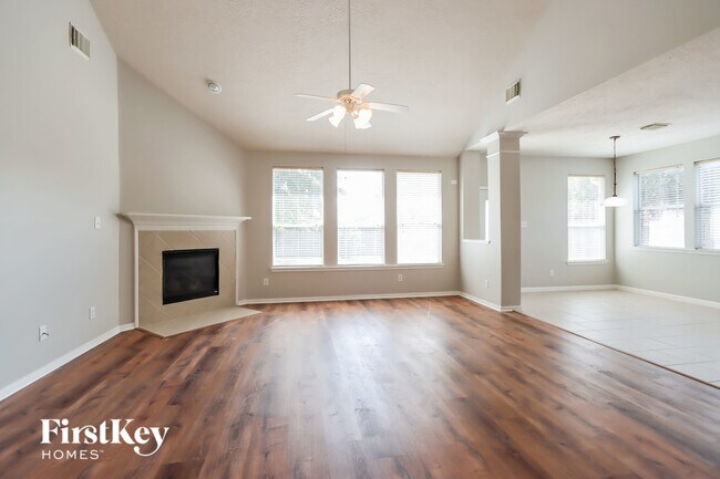 Foto del edificio - 31306 Hilldale Park Ct