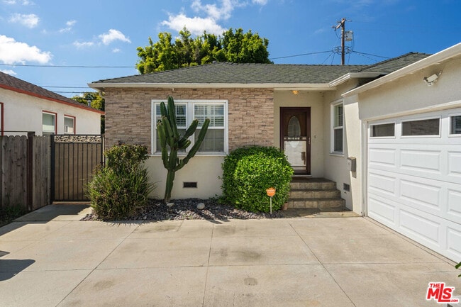 Foto del edificio - 5227 Etheldo Ave