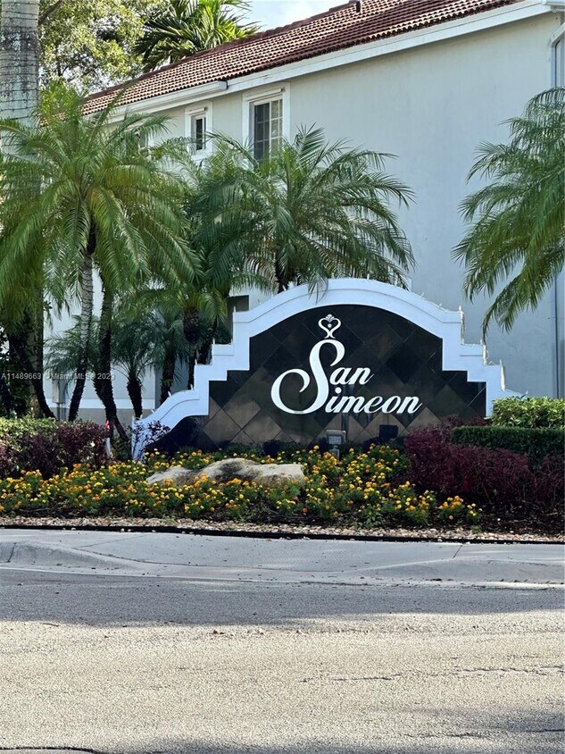 Foto principal - 3920 San Simeon Ln