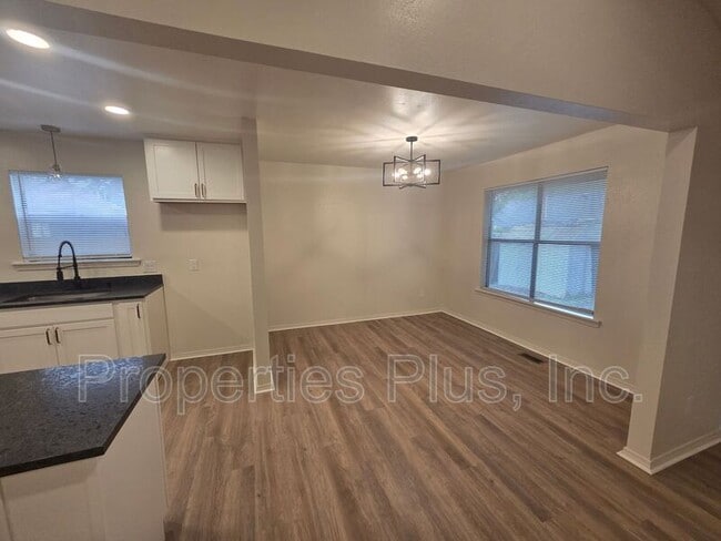 Foto del edificio - 11612 S 100th E Ave