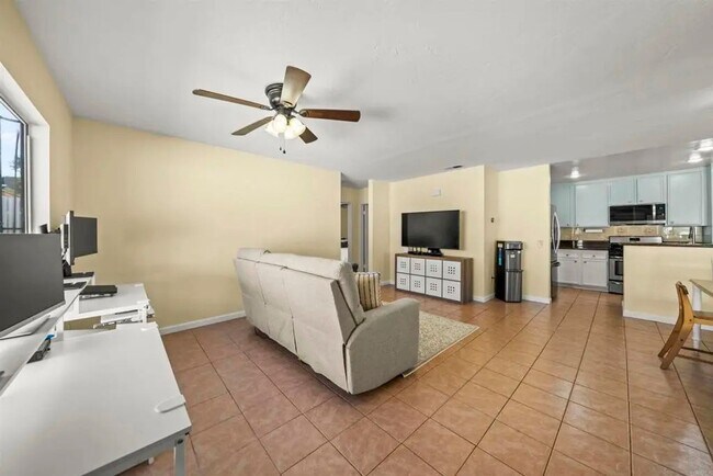 Foto del edificio - Your Next San Diego Home Is Waiting For You