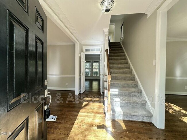 Building Photo - 4408 Omni Pl