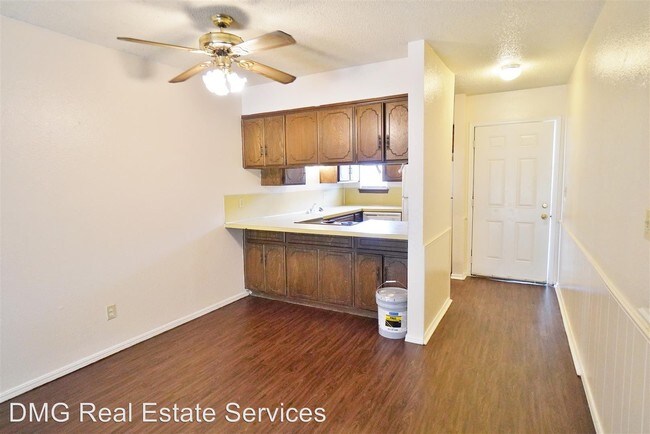 Building Photo - 2275-2283 Donna Dr