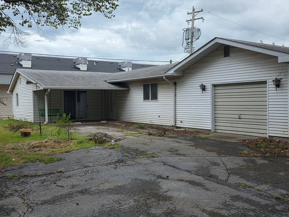 Photo - 341 Avalon St