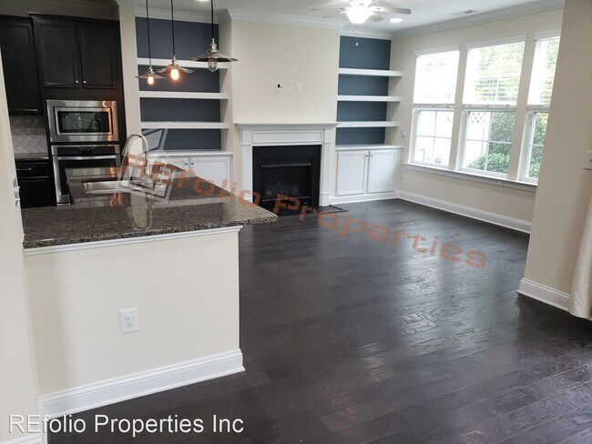Foto del edificio - 428 Methven Grove Dr