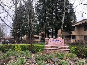 Building Photo - 3715 Tallyho Dr