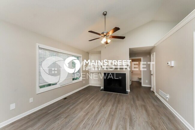 Building Photo - 3 Bedroom Pet-Friendly Home in Villa Rica,...