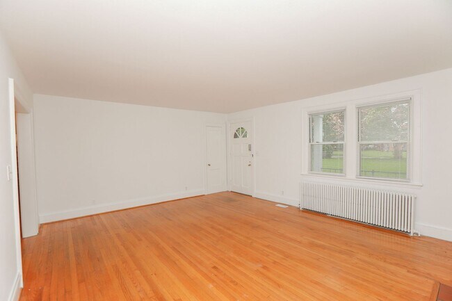 Foto del edificio - Beautiful Lake Home Rental in Norfolk!