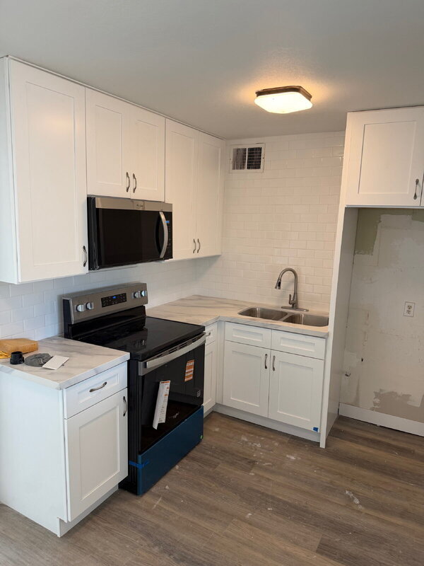 Foto del edificio - 390 W Lindbergh Ave