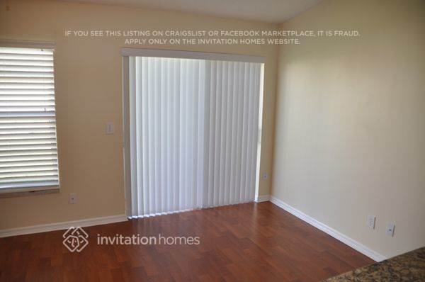 Foto del edificio - 9788 Fox Chapel Rd