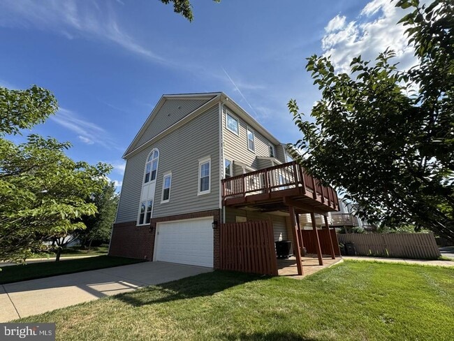 Building Photo - 43722 Cadbury Terrace