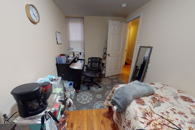 Foto del edificio - 623 S 42nd St