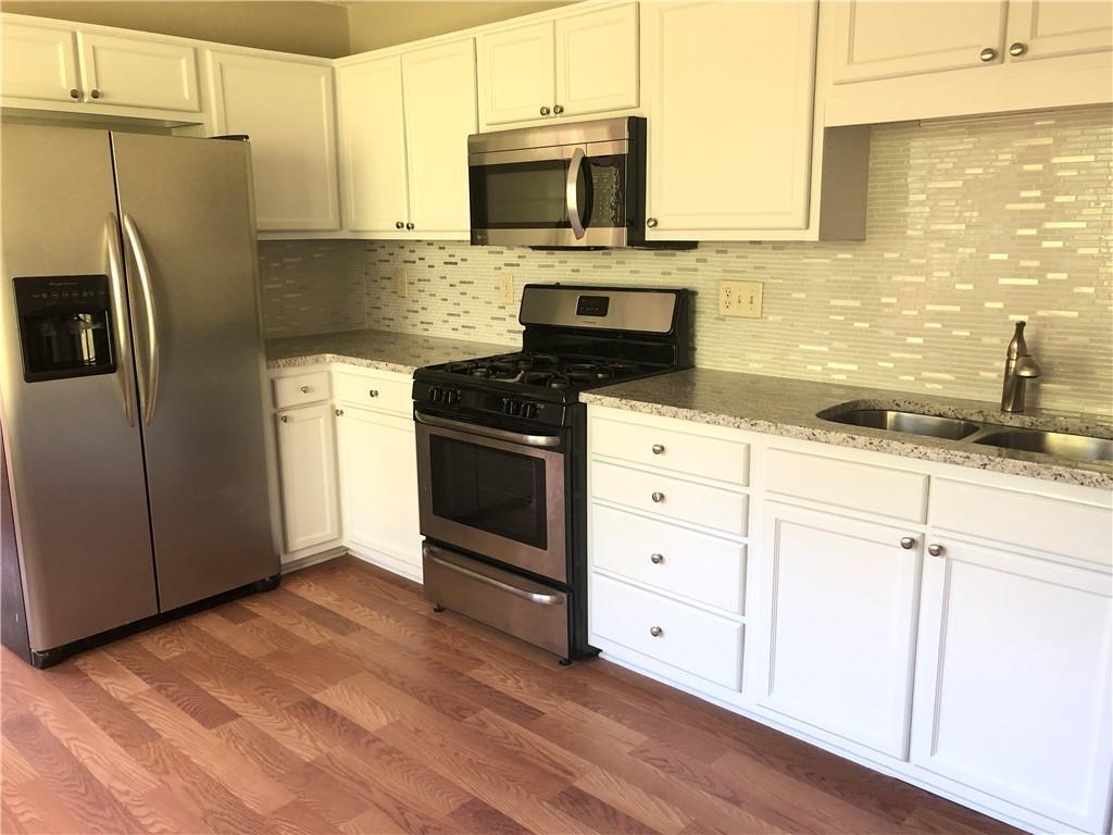 Foto del edificio - 6923 Cave Springs Rd
