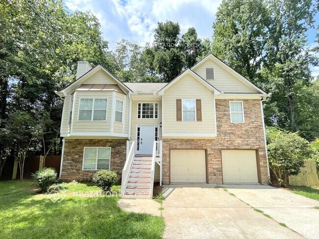Building Photo - 2780 Douglas Ct