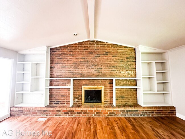 Building Photo - 3 br, 2 bath House - 109 Lochwood Cir