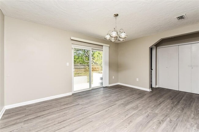 Foto del edificio - 507 67th Ave Dr W