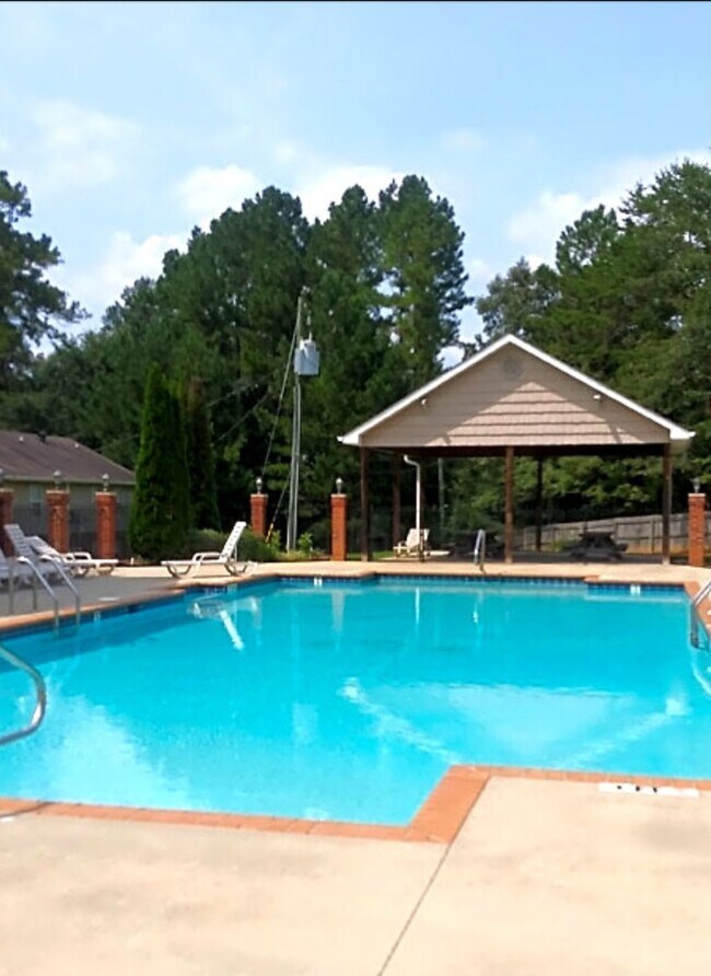 Foto del edificio - Salem Manor Apartments