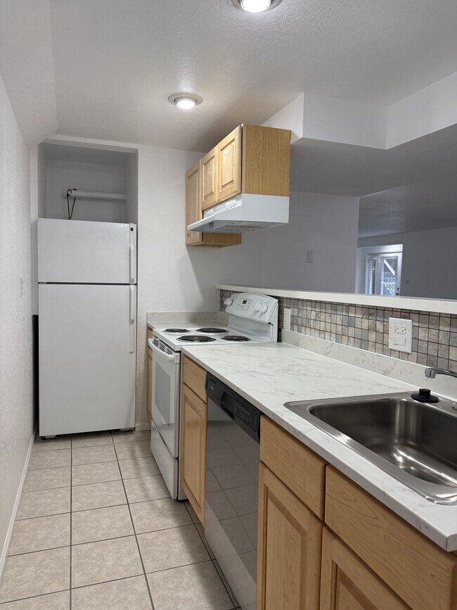 Foto del edificio - 2570 Paintbrush Ln