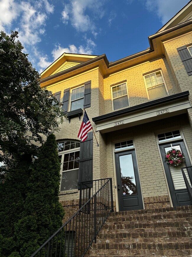 Foto del edificio - 2471 Gatebury Cir