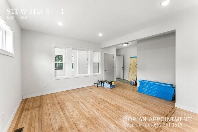 Foto del edificio - 911 W 31st St