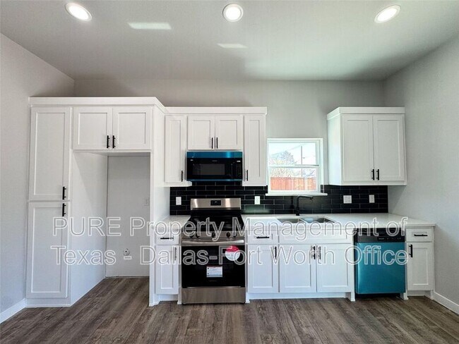 Foto del edificio - 2025 Stuart St