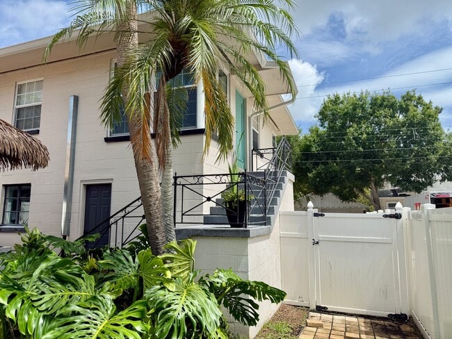 Fully furnished 1/1 Apartment Old NE - Fully furnished 1/1 Apartment Old NE