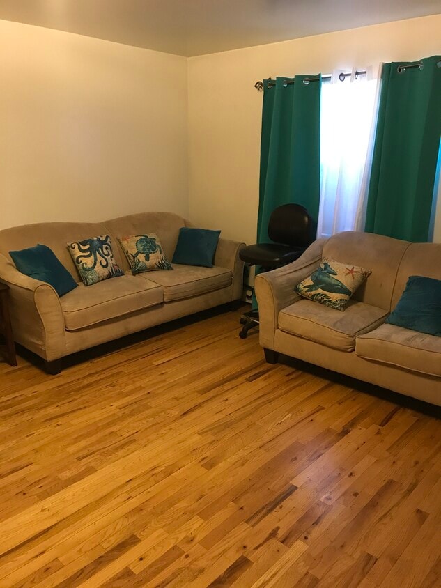 Foto principal - 1012 Evergreen Ave