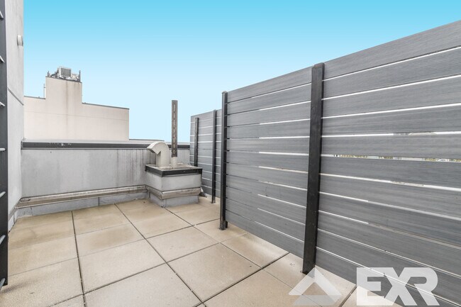 Foto del edificio - 406 Cornelia St