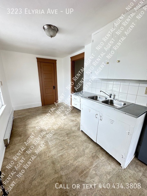 Foto del edificio - 3223 Elyria Ave