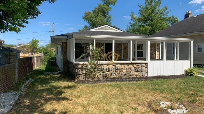 Primary Photo - 2943 Hillside Ave