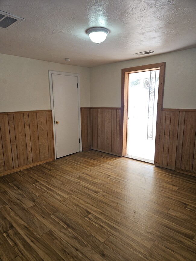 Foto del edificio - 1016 Goff Blvd SW