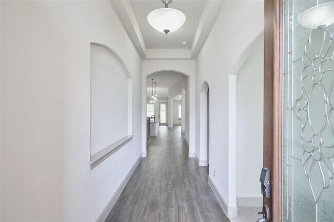 Foto del edificio - 22348 Misty Woods Ln