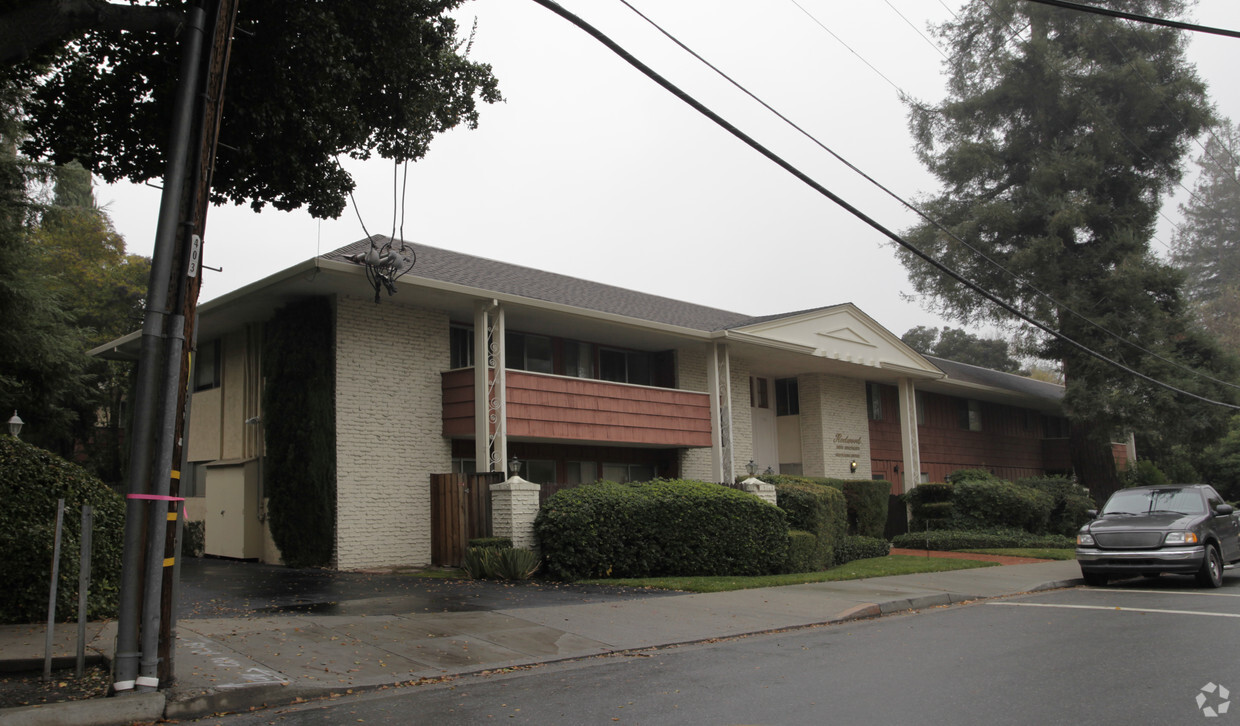 Primary Photo - Redwood Patio Apartments