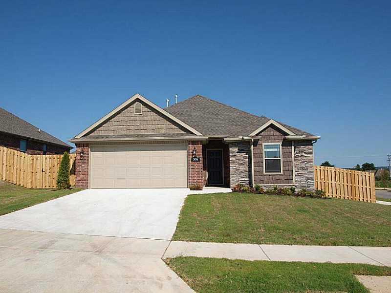 Foto principal - 3077 W Crystal Downs