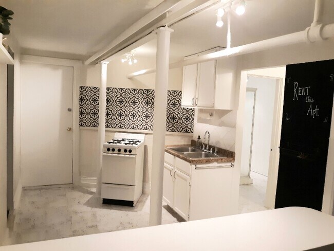Foto del edificio - 6642 N Ashland Ave