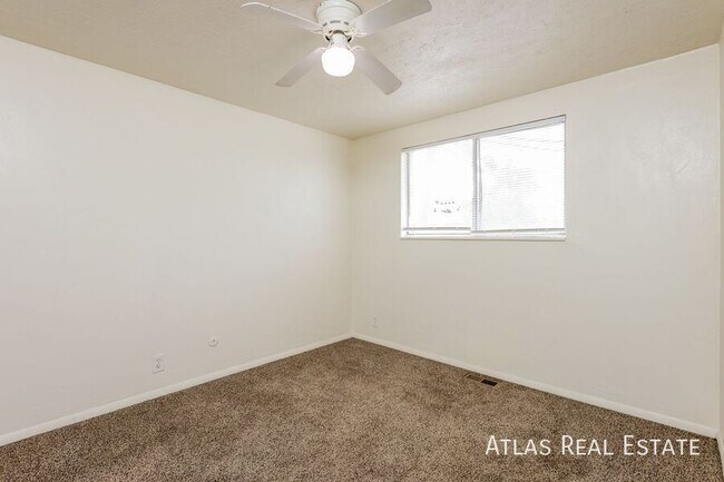 Foto del edificio - 3653 S 200 E