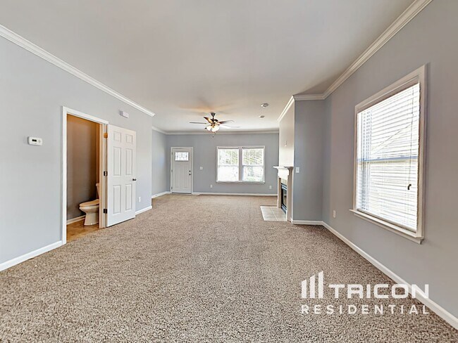 Foto del edificio - 139 Collenton Ln