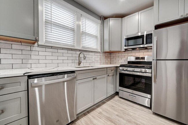 Foto del edificio - 229 Sylvan Ave