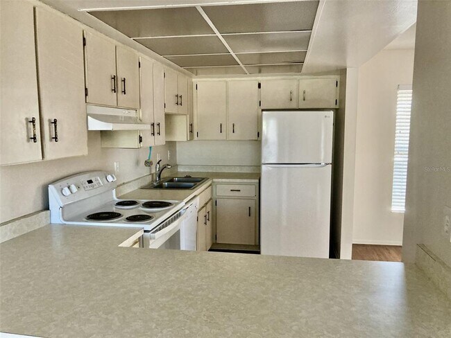 Foto del edificio - 5008 Manatee Ave W