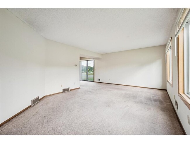Building Photo - 3893 Dolomite Dr
