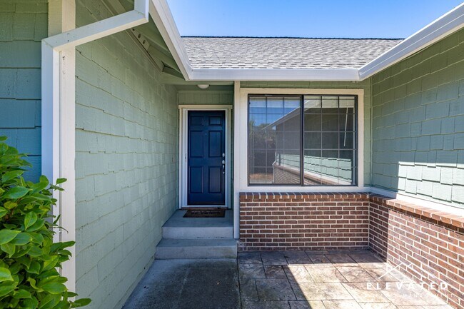 Foto del edificio - 938 Wood Sorrel Dr