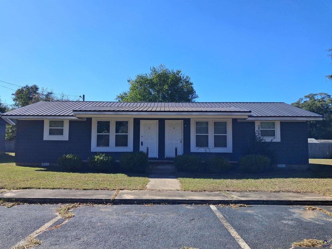 Foto principal - 1103 Gaines Dr