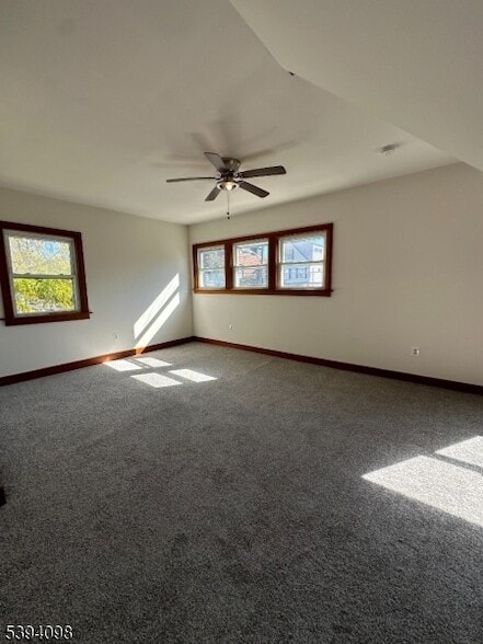 Foto del edificio - 88 Bay St