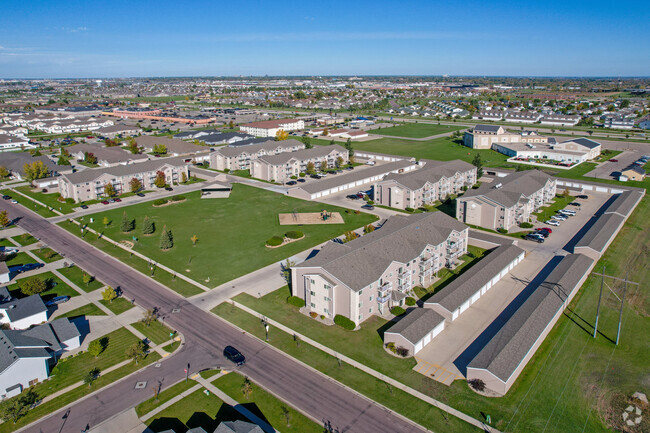 Aerial Photo - The Summers at Osgood Apartments