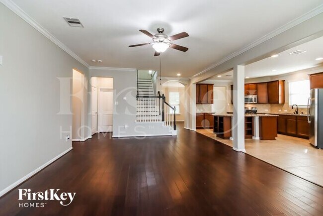 Foto del edificio - 1518 Brook Hollow Dr